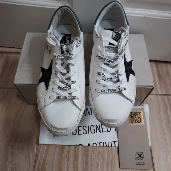 Golden Goose Superstar Low Top Men's  Sneaker - Picture 4 of 11